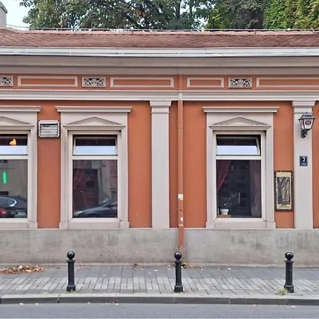 Cozy Near Saint Sava Temple Apartment Belgrade